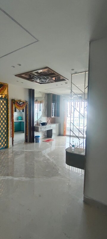 Living Room in 4 BHK Apartment at Aurobindo Galaxy, Hi Tech City – for Rent