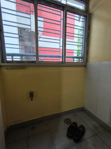 Bathroom in 2 BHK Apartment at Genexx Valley, Diamond Harbour Road – for Rent