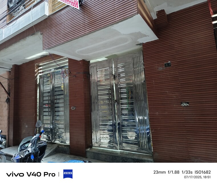 Exterior View, laxmi nagar 2.5 Bedroom 50 Sq.Yd. Builder Floor In Laxmi Nagar Delhi 8964922