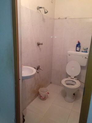 Bathroom in 6 BHK Independent House at Kamaccha – for Sale