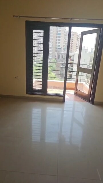 2.5 BHK Apartment For Rent in RPS Savana, Sector 88