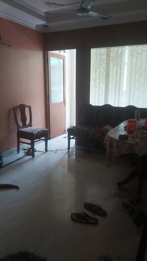 Furnished Amenities in 2.5 BHK Apartment at Uma Cooperative Society, Mayur Vihar 1 – for Sale