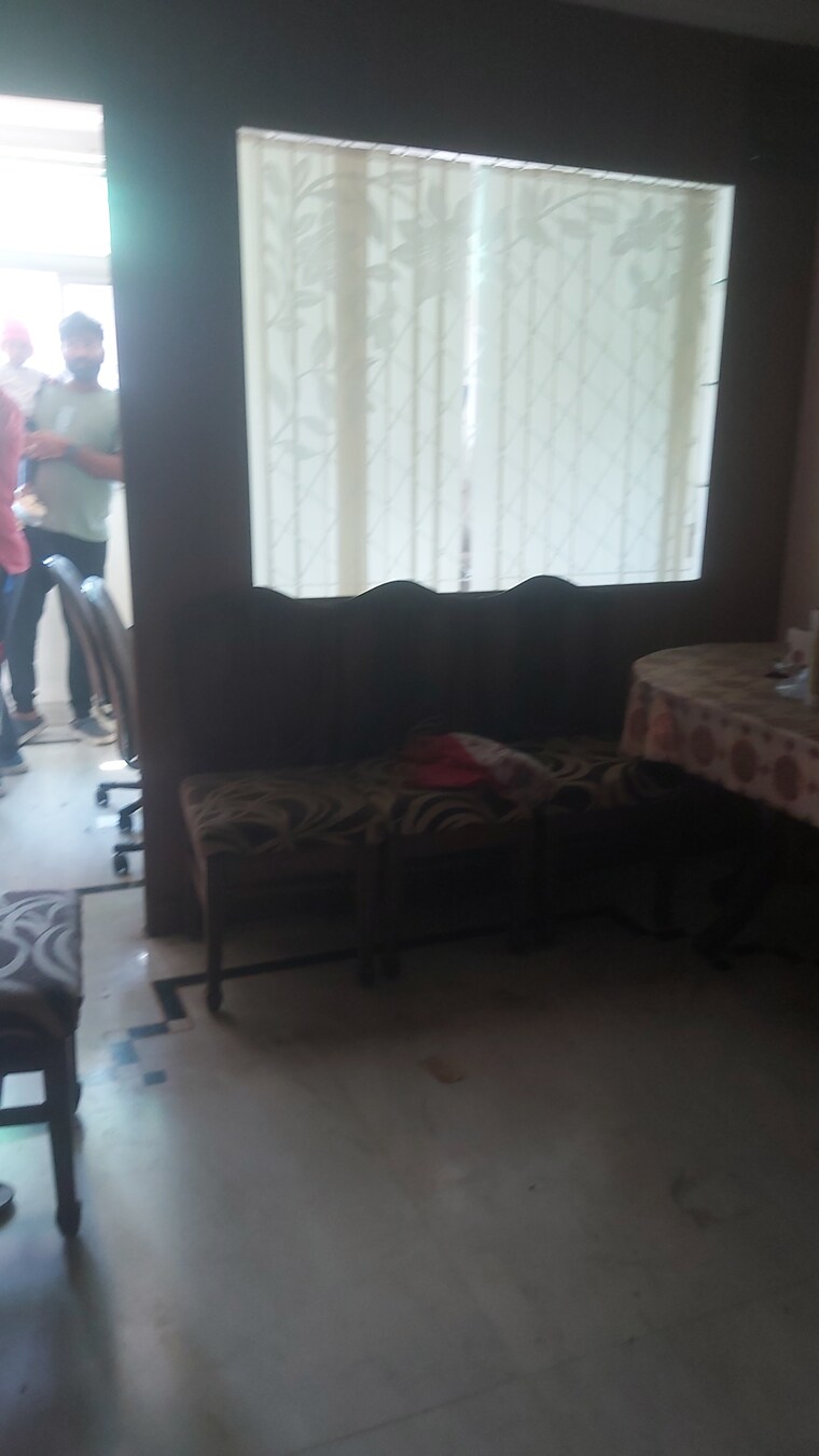 undefined, uma-cooperative-society 2.5 Bedroom 850 Sq.Ft. Apartment In Mayur Vihar 1 Delhi 8964997