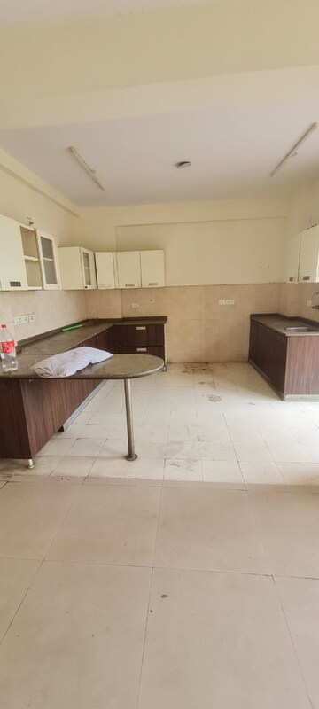 Kitchen in 3.5 BHK Apartment at Satya The Hermitage, Sector 103 – for Sale