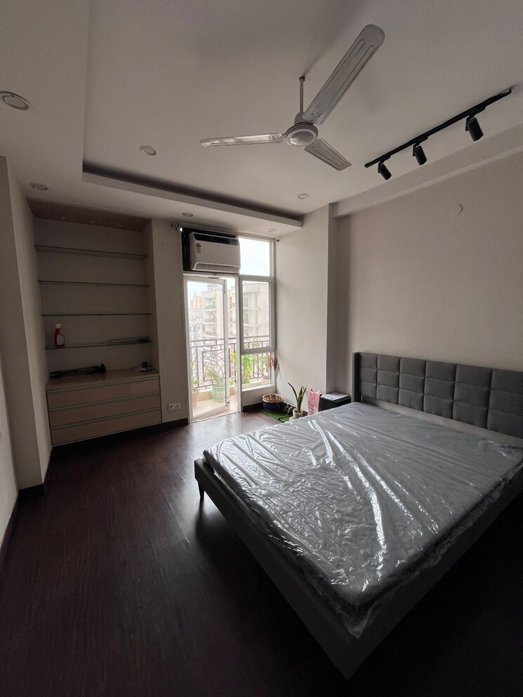 Bedroom, jm-aroma 3 Bedroom 1550 Sq.Ft. Apartment In Sector 75 Noida 8965056