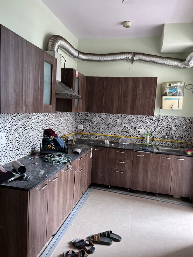 Kitchen, jm-aroma 3 Bedroom 1550 Sq.Ft. Apartment In Sector 75 Noida 8965056