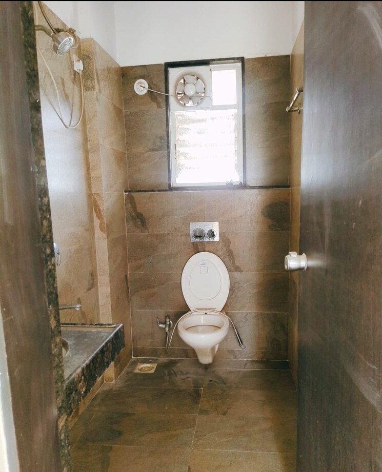 Bathroom, legacy-arena29-phase-i 2.5 Bedroom 1000 Sq.Ft. Apartment In Rahatani Pune 8965084