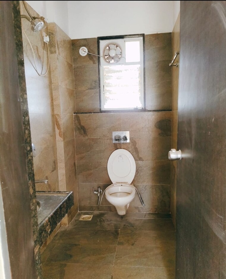 Bathroom, legacy-arena29-phase-i 2.5 Bedroom 1000 Sq.Ft. Apartment In Rahatani Pune 8965084