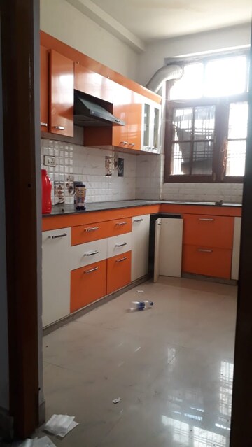 Kitchen in 3 BHK Apartment at Matiyari – for Rent