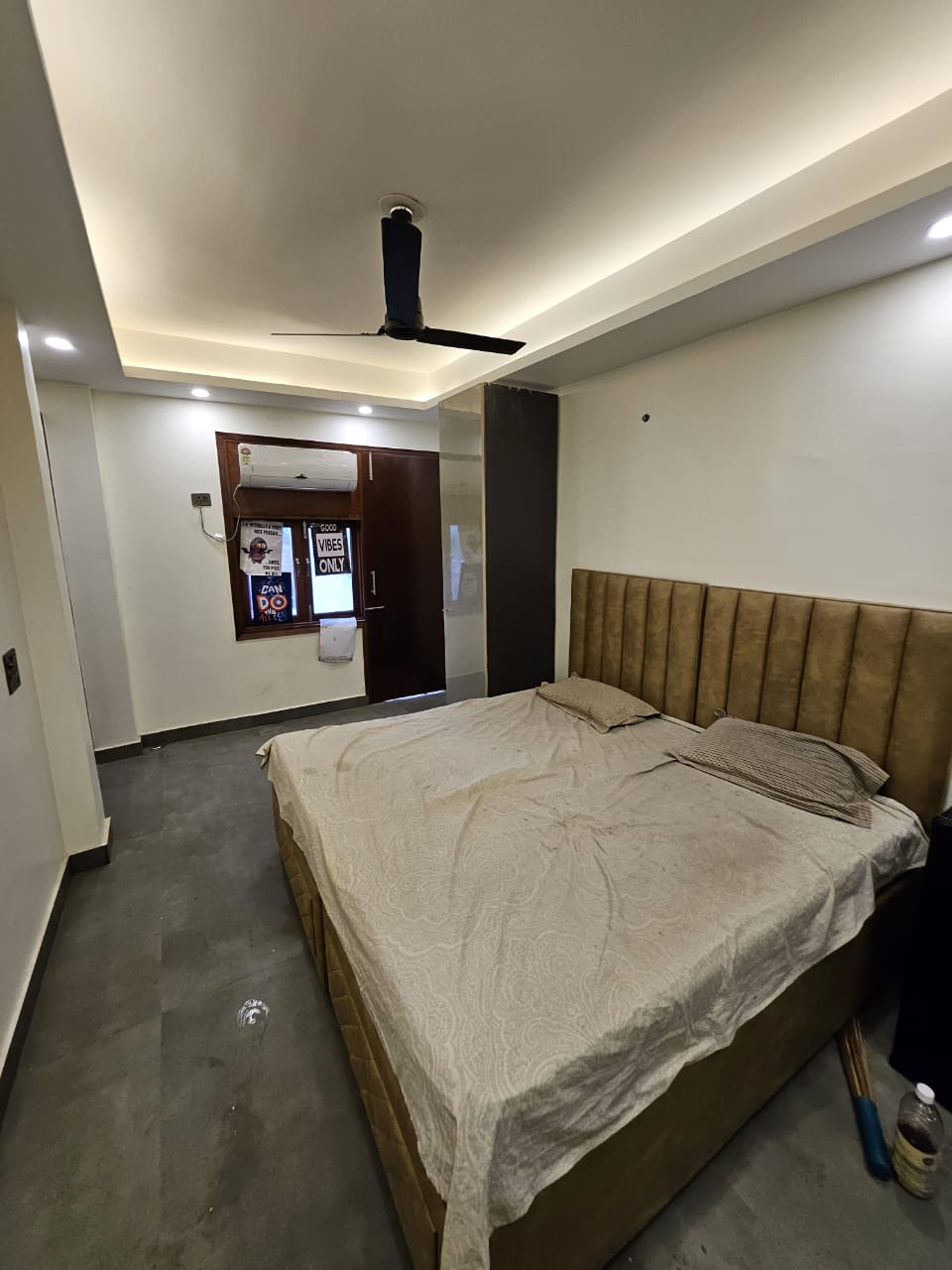 1 RkBuilder Floor For Rent in Freedom Fighter Enclave 