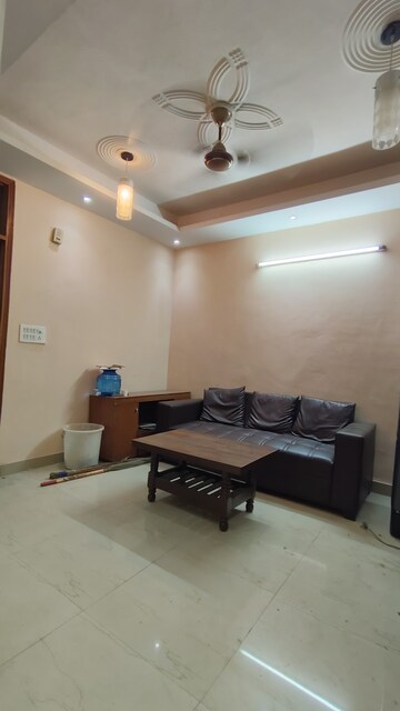 1 BHK Builder Floor For Rent in Saket