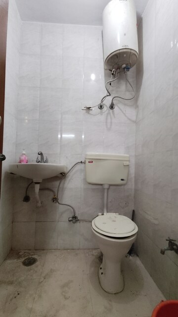 Bathroom in 1 BHK Builder Floor at Saket – for Rent