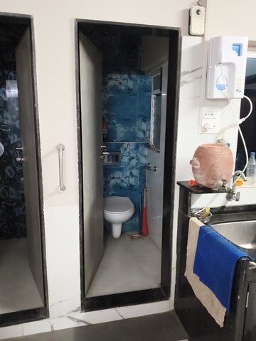 Attached Bathroom in 1 BHK Apartment at Vile Parle West – for Rent