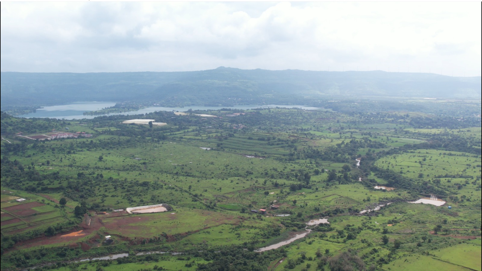 2 BHK + Extra Room 795 Sq.Ft. Apartment in Paranjape Blue Ridge