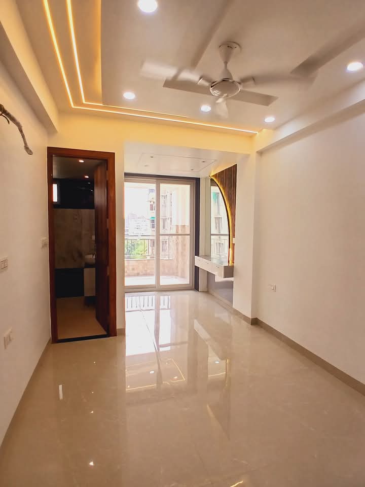3 BHK + Pooja Room,Study Room Apartment For Sale in Ultra Luxury Apartment 