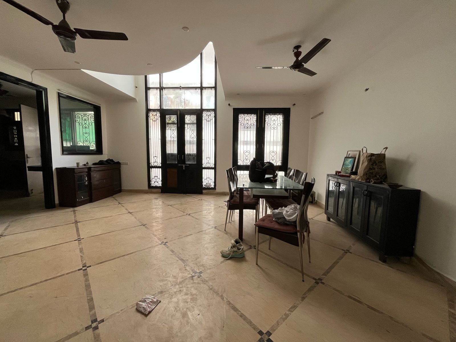 4 BHK + Pooja Room,Servant Room Villa For Rent in SS Mayfield Gardens