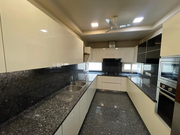 Kitchen, defence colony 4 Bedroom 325 Sq.Yd. Builder Floor In Defence Colony Delhi 8965213