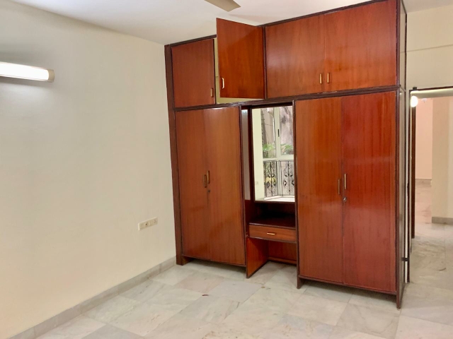 3 BHK + Servant Room Apartment For Rent in HM Winchester