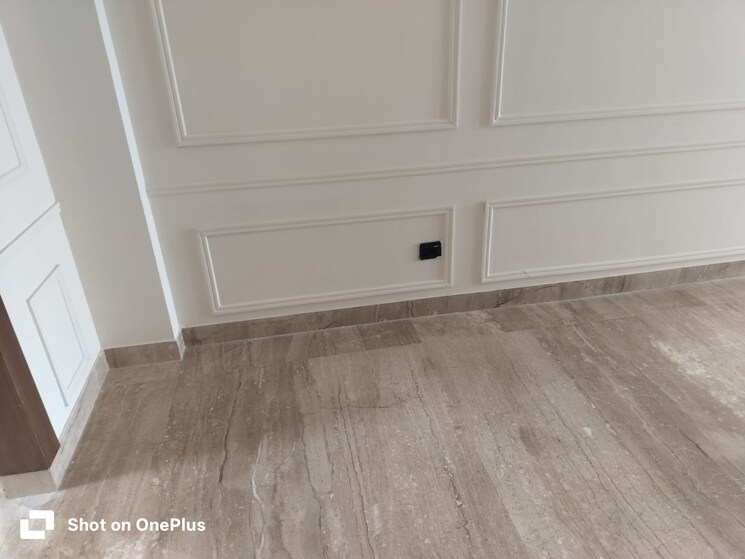 Room, tulip-yellow 3 Bedroom 1704 Sq.Ft. Apartment In Sector 69 Gurgaon 8965249