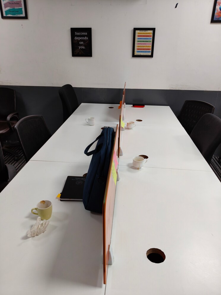 Team Area, sector 63 Commercial Office Space 900 Sq.Ft. In Sector 63 Noida 8965286