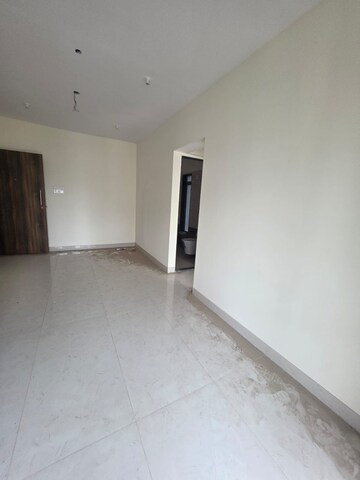 Room in 1 BHK Apartment at Ami Zarna, Malad West – for Rent