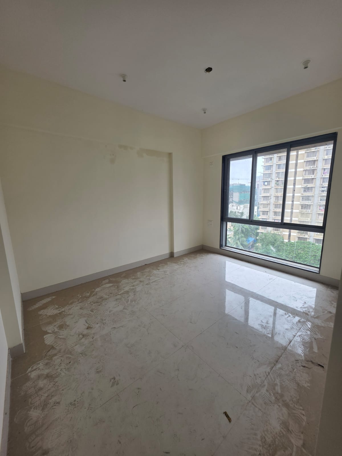 1 BHK Apartment For Rent in Ami Zarna