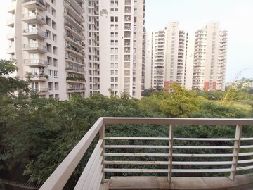 3 BHK Builder Floor – Exterior View View at Unitech Woodstock Floors, Sector 50 - for Rent