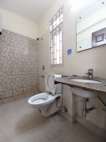 Bathroom in 3 BHK Builder Floor at Unitech Woodstock Floors, Sector 50 – for Rent