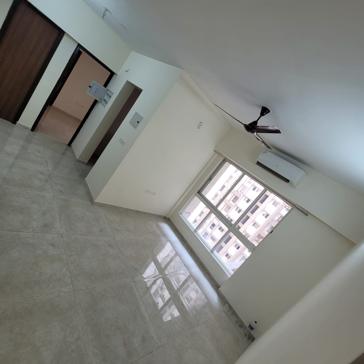 1 BHK Apartment For Rent in Lodha Amara