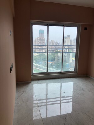 Room in 2 BHK Apartment at M4 Ocean View, Mazgaon – for Sale