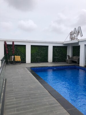 Swimming Pool in 2 BHK Apartment at M4 Ocean View, Mazgaon – for Sale