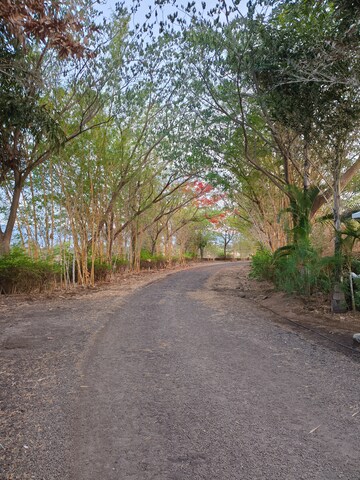 Plot Area in 3 BHK Villa at By The Lake, Shirwal – for Sale