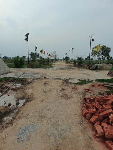  Plot For Sale in Block D