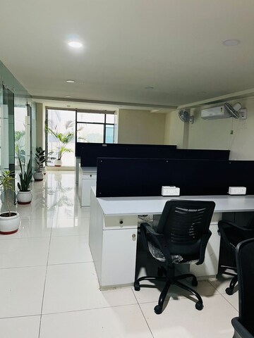 Office Space For Rent in Akota