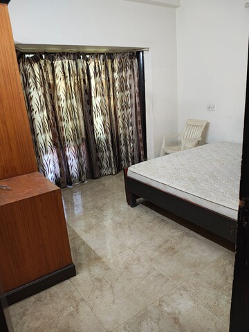 Bedroom in 3 BHK Builder Floor at Mayfield Garden – for Rent
