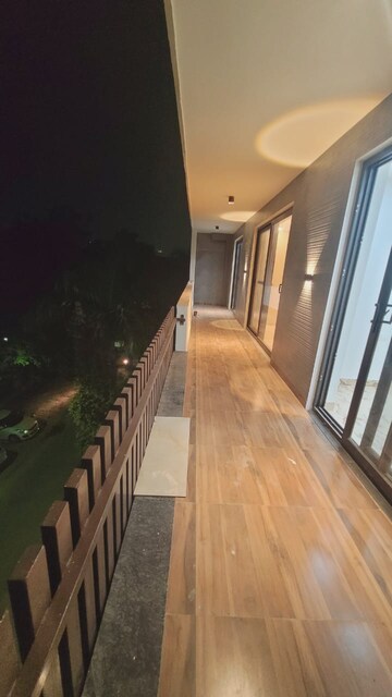 Balcony in 4 BHK Builder Floor at Palam Vihar – for Sale