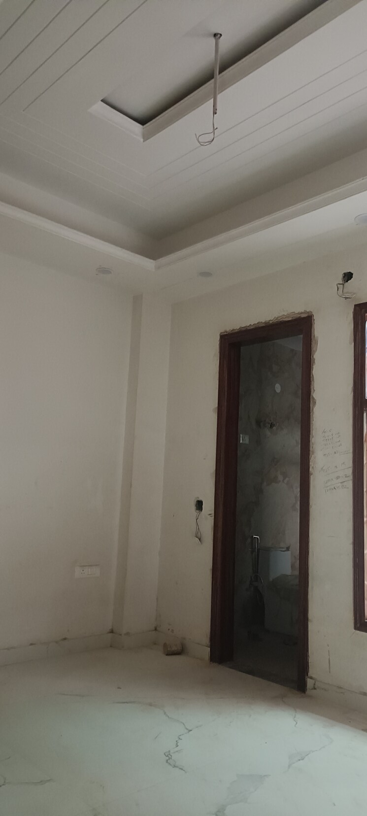 Room, sector 41 3 Bedroom 180 Sq.Mt. Villa In Sector 41 Noida 8965405