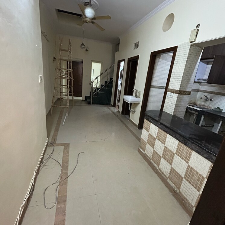 undefined, kotla mubarakpur 2 Bedroom 1000 Sq.Ft. Builder Floor In Kotla Mubarakpur Delhi 8965408