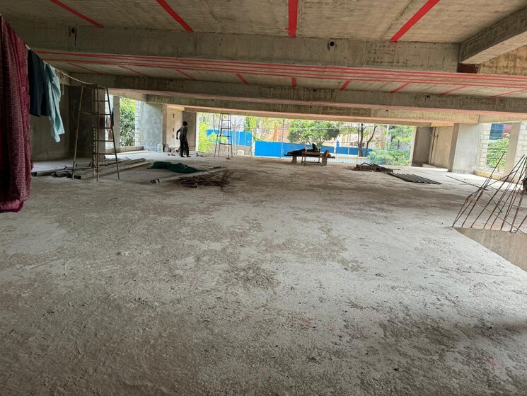  Parking, jubilee hills Commercial Office Space 5000 Sq.Ft. In Jubilee Hills Hyderabad 8965420