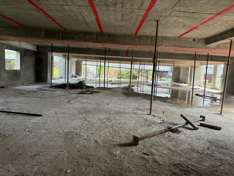  Parking, jubilee hills Commercial Office Space 5000 Sq.Ft. In Jubilee Hills Hyderabad 8965420