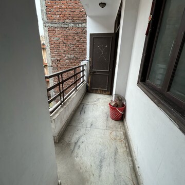 Balcony in 1 RK Builder Floor at Kotla Mubarakpur – for Rent