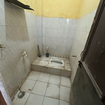 Bathroom in 1 RK Builder Floor at Kotla Mubarakpur – for Rent