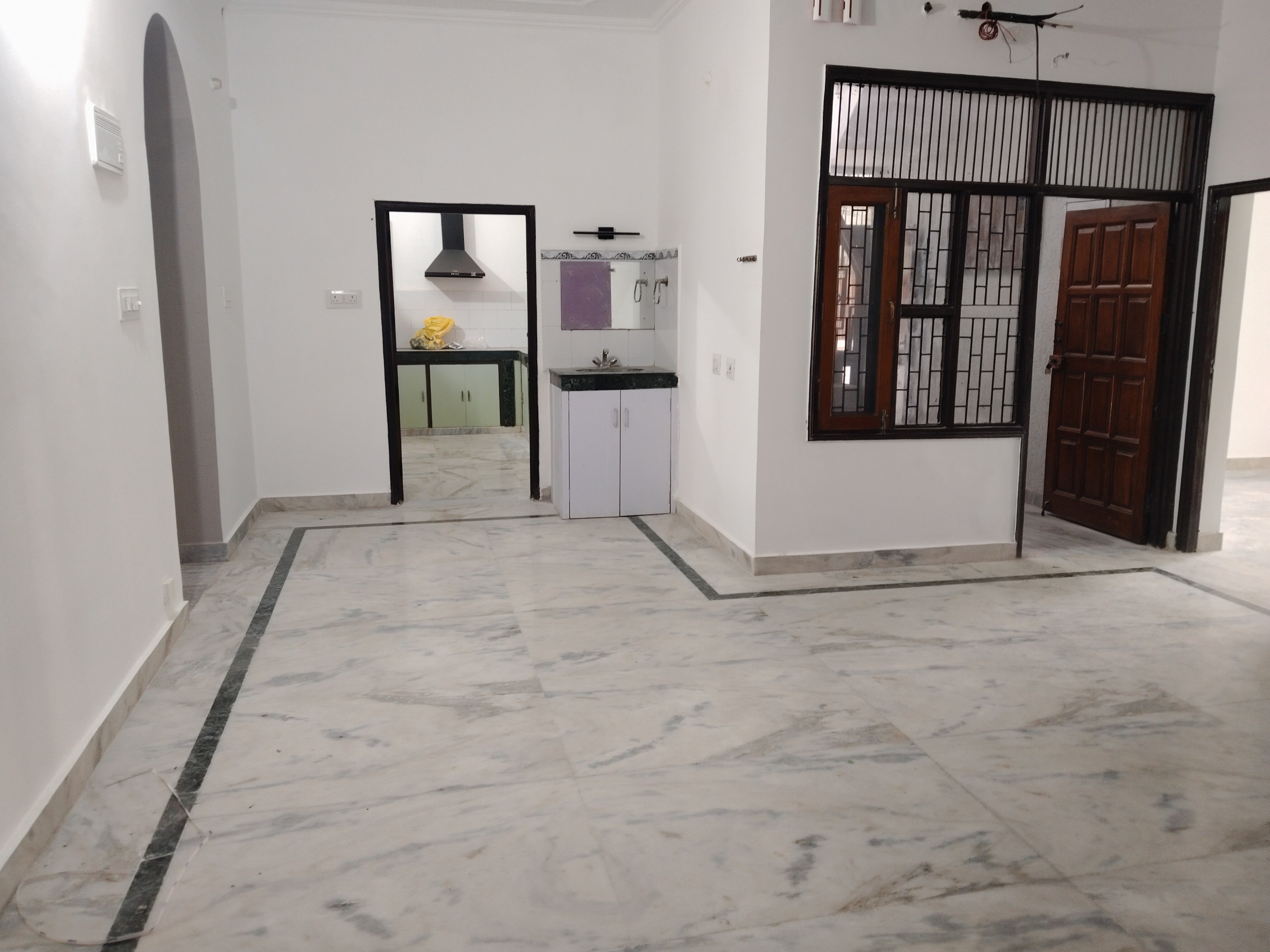 3 BHK + Servant Room Independent House For Rent in Sector 21c Faridabad 
