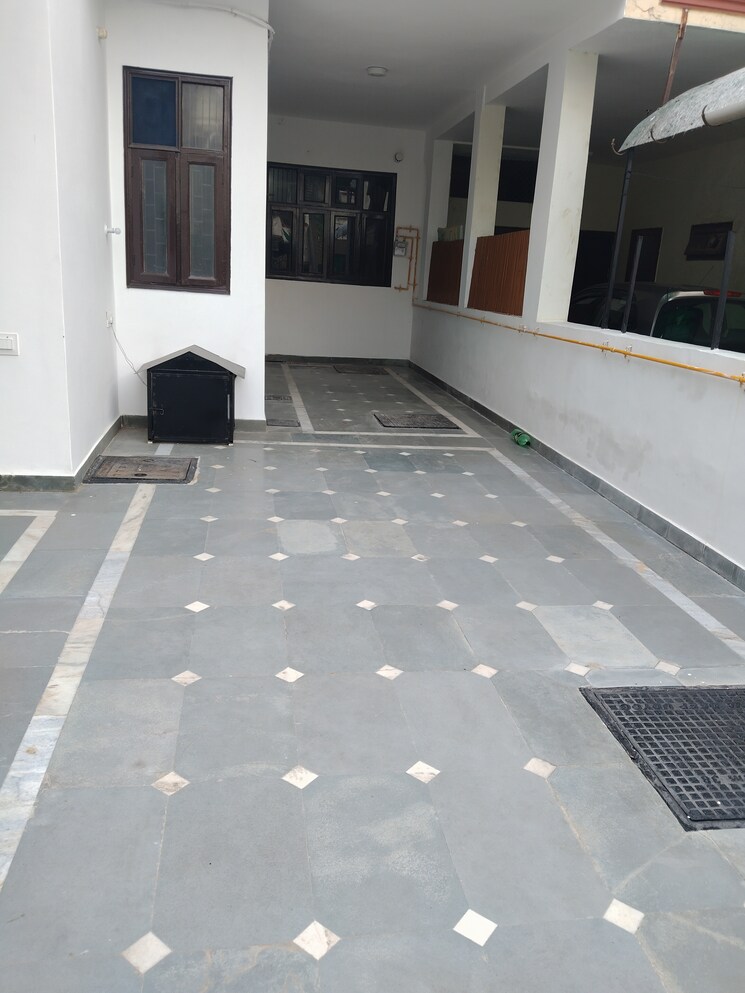 Balcony, sector 21c 3 Bedroom 360 Sq.Yd. Independent House In Sector 21c Faridabad 8965436