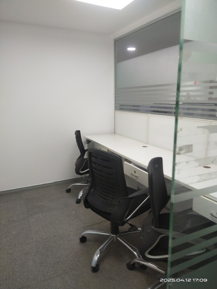 Team Area, pinnacle-business-park Commercial Office Space 2700 Sq.Ft. In Andheri East Mumbai 8965462