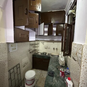 Kitchen in 1 BHK Builder Floor at Kotla Mubarakpur – for Rent