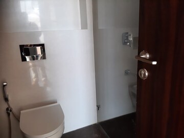 Bathroom in 3 BHK Apartment at Piramal Vaikunth, Balkum Pada – for Sale
