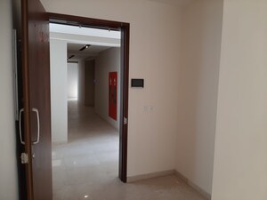 Room in 3 BHK Apartment at Piramal Vaikunth, Balkum Pada – for Sale
