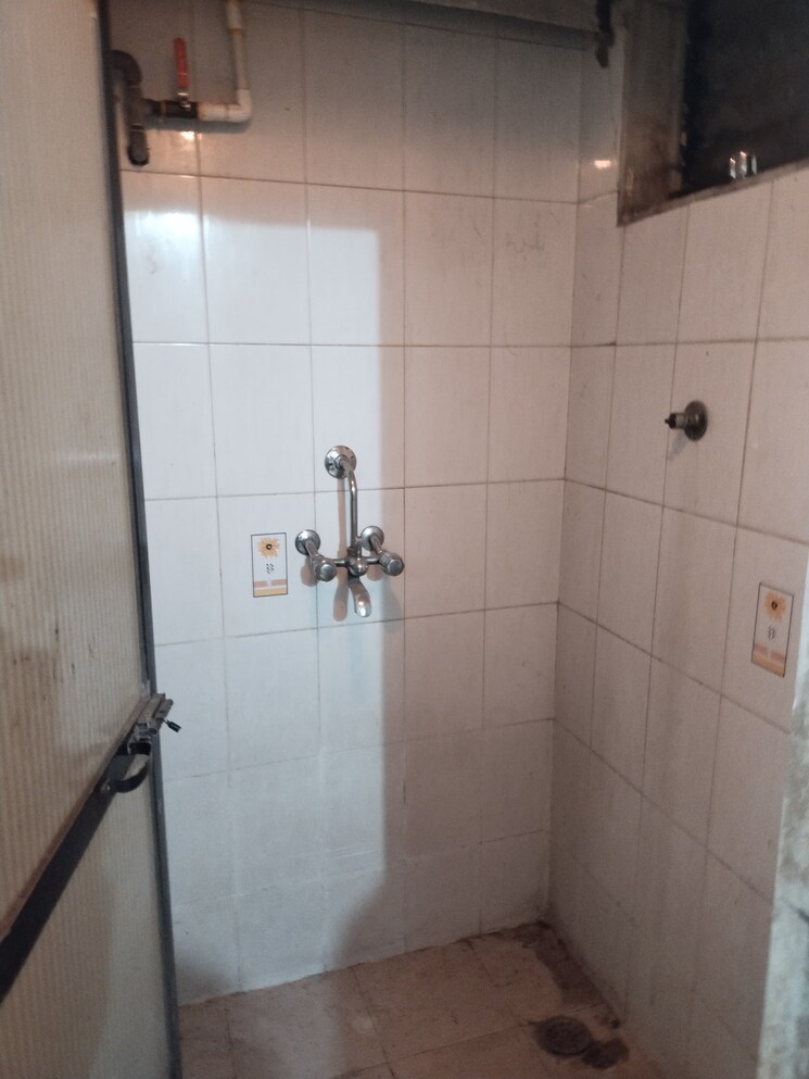Bathroom, vidyavihar-bindu-chs 1 RK 250 Sq.Ft. Apartment In Ghatkopar East Mumbai 8965459