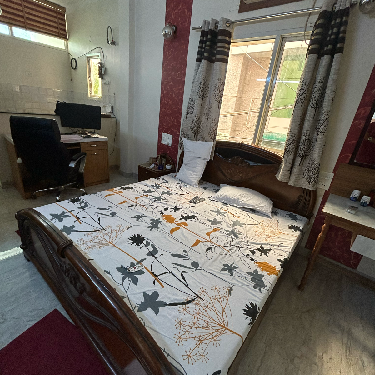 1 Rk+ Pooja Room Builder Floor For Rent in South Extension 